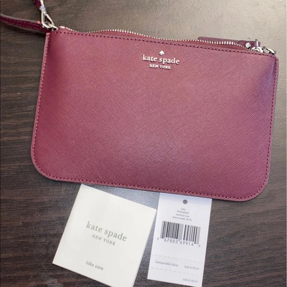 [🚫SOLD🚫] Kate Spade Wristlet - Picture 6 of 7